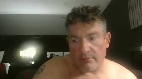 Snapshot of skinsmontana chatting on April 2026 06:52:01 AM skinsmontana online show from April 2026 06:52:01 AM