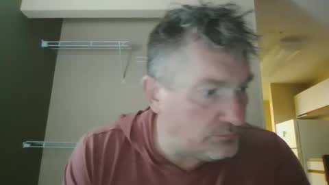 Snapshot of skinsmontana chatting on April 2026 10:43:01 PM skinsmontana online show from April 2026 10:43:01 PM