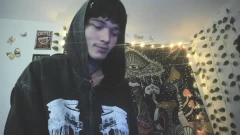 Snapshot of skiny_dann chatting on April 2026 03:31:02 AM skiny_dann online show from April 2026 03:31:02 AM