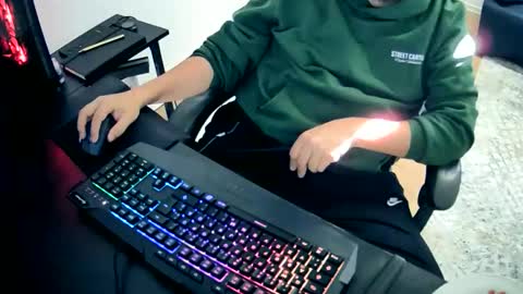 skullcandyyyy online show from April 2026 06:52:01 AM