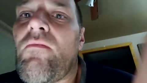 Snapshot of skunk8p chatting on December 2024 06:01:02 AM skunk8p online show from December 2024 06:01:02 AM