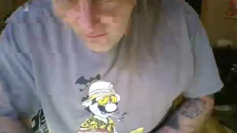 Snapshot of skunk8p chatting on February 2025 05:25:01 AM skunk8p online show from February 2025 05:25:01 AM