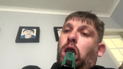 skuzzy25 online show from May 2026 05:20:02 PM