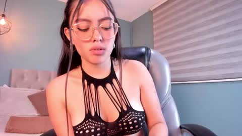 Hanna  online show from February 2025 06:17:02 AM