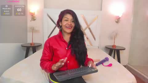Snapshot of sky_collins_ chatting on July 2026 07:51:02 PM Sky online show from July 2026 07:51:02 PM