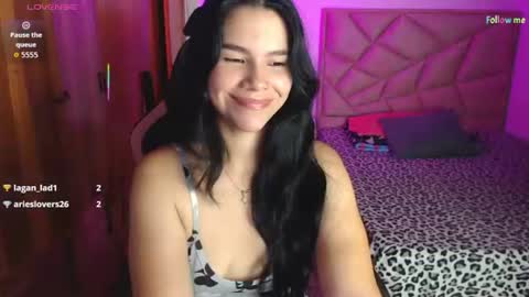 Snapshot of sky_lover_ chatting on June 2026 10:20:01 AM Sky online show from June 2026 10:20:01 AM