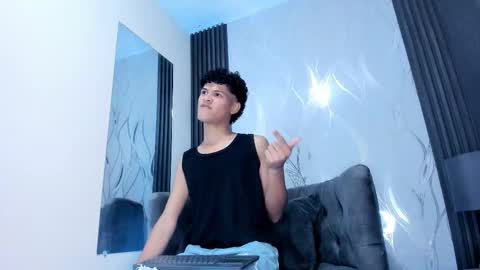 sky_rivers online show from January 2026 07:50:02 PM