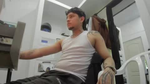 Snapshot of sky_wild chatting on July 2026 02:51:01 AM sky_wild online show from July 2026 02:51:01 AM