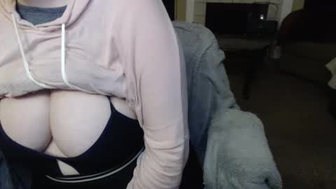 SKYLE   online show from April 2026 04:45:01 AM