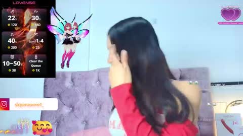 skye moore online show from November 2025 07:36:02 PM