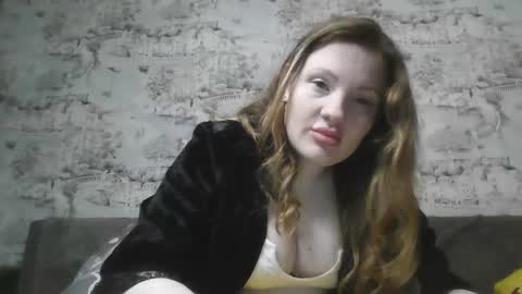 Skyler online show from February 2025 04:59:01 PM