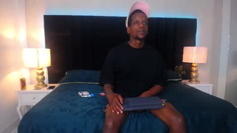 Snapshot of skylerbigxxx chatting on June 2026 03:56:01 AM SKYLERBIGXXX online show from June 2026 03:56:01 AM