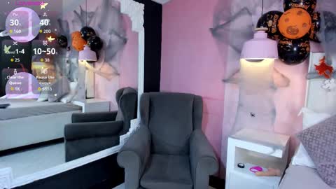 skylerbloom online show from October 2025 03:01:02 AM