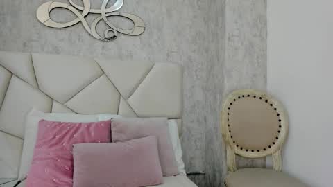 Skyler online show from October 2025 08:11:02 PM