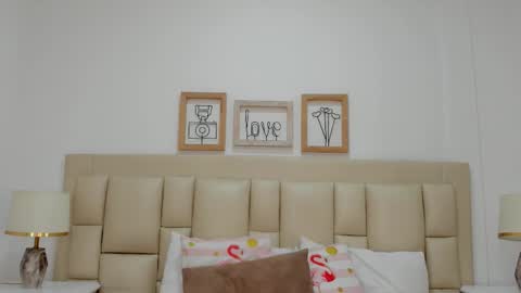 Snapshot of skylerwhite02 chatting on February 2026 07:51:02 PM Skyler online show from February 2026 07:51:02 PM