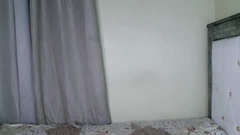 skyqueen0 online show from October 2025 07:01:02 PM