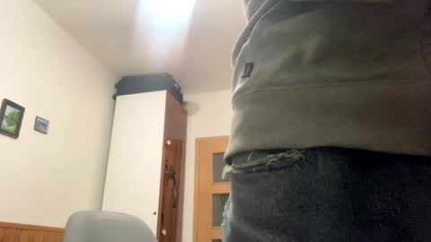 slabyhrac online show from February 2025 02:37:01 AM