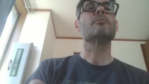 Snapshot of slambo001 chatting on May 2026 03:25:02 AM slambo001 online show from May 2026 03:25:02 AM