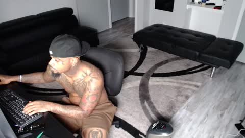 Snapshot of slangondemhoes chatting on December 2024 01:18:01 AM nasty twitter KASHCARTERATL online show from December 2024 01:18:01 AM