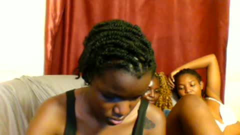 sleek_ass online show from February 2025 05:07:01 PM