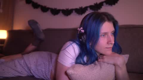 Sonya online show from October 2025 07:35:02 PM