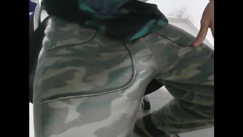 Slender Cum online show from October 2025 08:38:01 AM