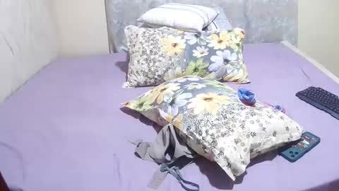 slender_sweetbabe online show from April 2026 09:10:02 AM