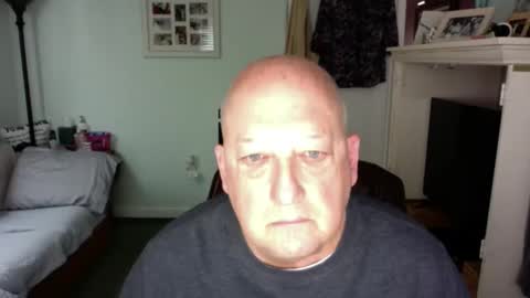 slick50000 online show from April 2026 07:04:02 PM