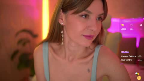 Elise  165cm 50kg online show from March 2026 05:56:01 PM