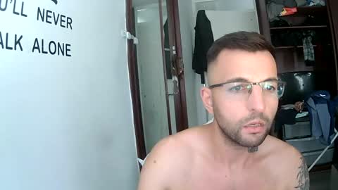 Snapshot of slim984 chatting on August 2026 12:40:01 PM slim984 online show from August 2026 12:40:01 PM