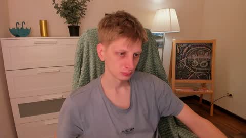 Snapshot of slim_andy chatting on December 2024 06:42:02 AM Andy online show from December 2024 06:42:02 AM