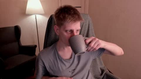 Snapshot of slim_andy chatting on January 2025 06:39:01 AM Andy online show from January 2025 06:39:01 AM