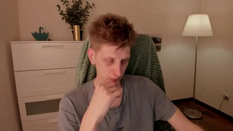 Snapshot of slim_andy chatting on January 2025 10:29:02 AM Andy online show from January 2025 10:29:02 AM