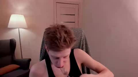 Snapshot of slim_andy chatting on February 2025 07:37:02 AM Andy online show from February 2025 07:37:02 AM