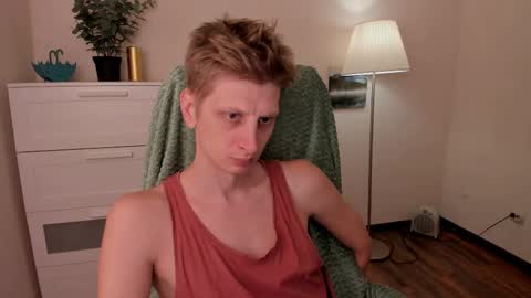 Snapshot of slim_andy chatting on September 2025 09:35:02 AM Andy online show from September 2025 09:35:02 AM