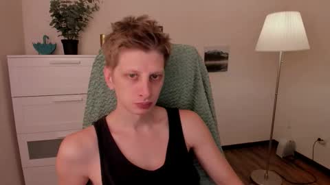 Snapshot of slim_andy chatting on October 2025 07:37:02 AM Andy online show from October 2025 07:37:02 AM