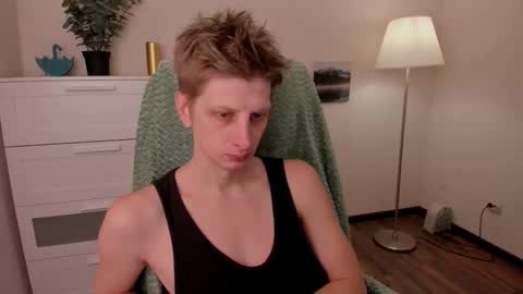 Snapshot of slim_andy chatting on October 2025 07:40:02 AM Andy online show from October 2025 07:40:02 AM