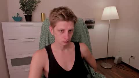 Snapshot of slim_andy chatting on October 2025 10:14:01 AM Andy online show from October 2025 10:14:01 AM