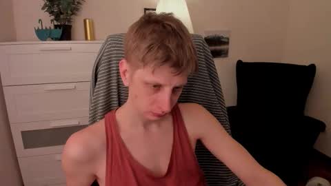 Andy online show from December 2025 08:15:02 PM