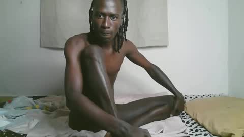 Snapshot of slim_babe2 chatting on November 2025 07:30:02 PM kayz online show from November 2025 07:30:02 PM