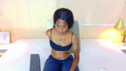 Snapshot of slim_chocobar18 chatting on January 2026 01:38:02 PM slim_chocobar18 online show from January 2026 01:38:02 PM