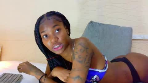 Snapshot of slim_chocobar18 chatting on February 2026 04:06:01 PM slim_chocobar18 online show from February 2026 04:06:01 PM