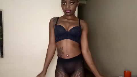 Snapshot of slim_desire chatting on November 2025 12:21:02 AM slim_desire online show from November 2025 12:21:02 AM