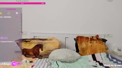 slim_jen online show from November 2025 08:36:02 AM