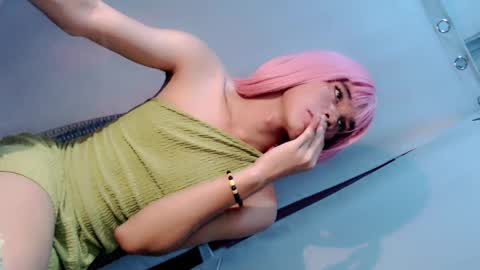 Snapshot of slim_nathalia chatting on April 2026 02:13:01 AM slim_nathalia online show from April 2026 02:13:01 AM