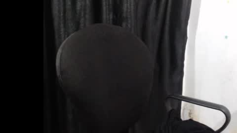 Snapshot of slim_pearls chatting on November 2025 09:17:02 AM Teddy online show from November 2025 09:17:02 AM