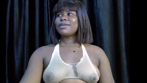 Tems online show from November 2025 08:07:02 PM