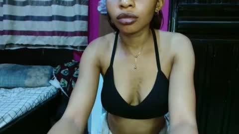 Snapshot of slimass31 chatting on April 2026 12:49:02 AM slimass31 online show from April 2026 12:49:02 AM