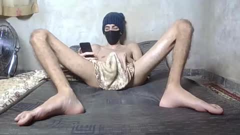 Snapshot of slimdestroyer chatting on January 2025 07:37:01 PM slimdestroyer online show from January 2025 07:37:01 PM