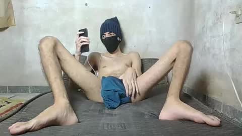 Snapshot of slimdestroyer chatting on February 2025 04:50:02 PM slimdestroyer online show from February 2025 04:50:02 PM